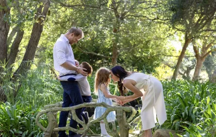 Prince Harry, Prince Archie, Princess Lilibet and Meghan Markle- مصدر الصورة Meghan, Duchess of Sussex/Instagram