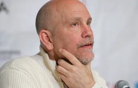 جون مالكوفيتش John Malkovich في مهرجان تريبيكا السينمائي 2006. مصدر الصورة: Thos Robinson / Getty Images North America / Getty Images via AFP