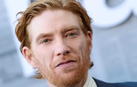 دومنال غليسون Domhnall Gleeson في لو أنجلوس عام 2025. مصدر الصورة: VALERIE MACON / AFP