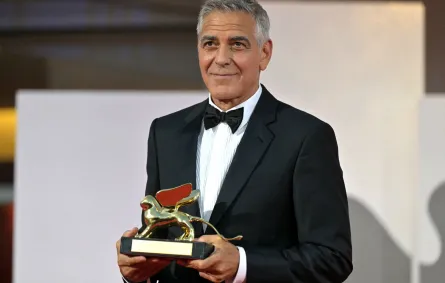 جورج كلوني George Clooney في مهرجان فينيسيا 2026. مصدر الصورة: Stefano RELLANDINI / AFP