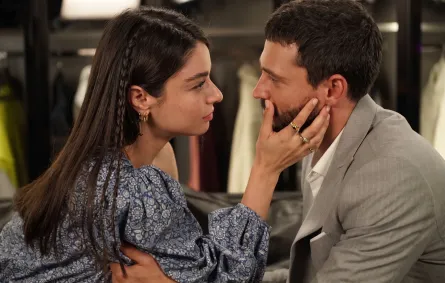 المسلسل التركي حب محتمل (Muhtemel Aşk) - الصورة سكرين شوت من الحلقة 12