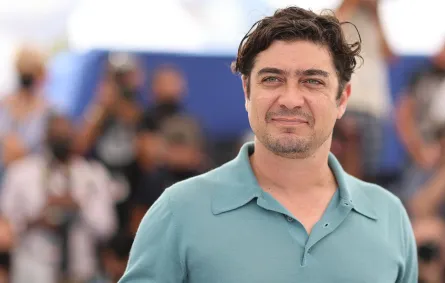 ريكاردو سكامارشيو دور Riccardo Scamarcio في مهرجان كان السينمائي 2021. مصدر الصورة: Valery HACHE / AFP