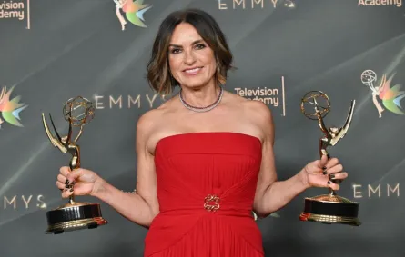 ماريسكا هارجيتاي من حفل توزيع جوائز إيمي الـ 78 ( Mariska Hargitay  of the 78th Emmy Awards )- مصدر الصورة: Lisa O'CONNOR / AFP