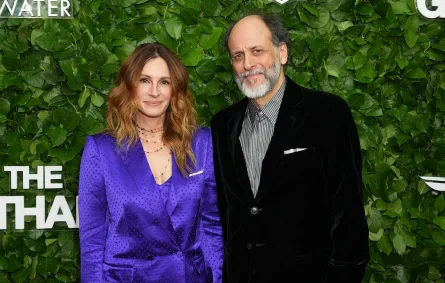 جوليا روبرتس (Julia Roberts) ولوكا غوادانيينو (Luca Guadagnino) في حفل جوائز جوثام السينمائية الخامس والثلاثين عام 2025. مصدر الصورة: John Nacion / Variety via Getty Images