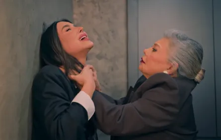 مسلسل حب ع ورق- الصورة سكرين شوت من الحلقة 64