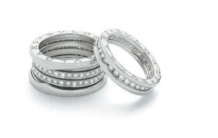 مجموعة مجوهرات فخمة من Bulgari للعروس
