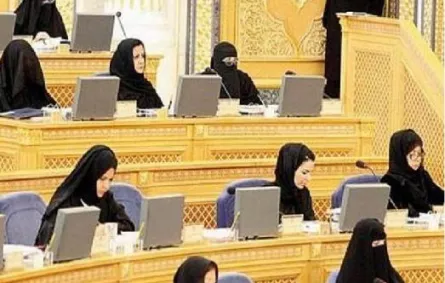 انتقاد غياب المرأة عن هيئة الأمر بالمعروف