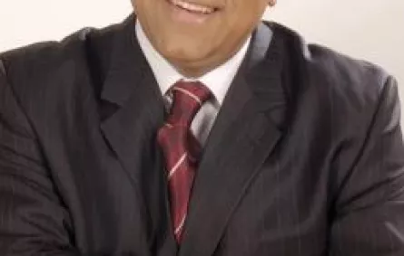 معتز الدمرداش يبحث عن شو إعلامي