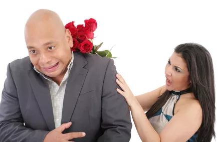 الكلام الجارح بين الزوجين.. طعنات دامية