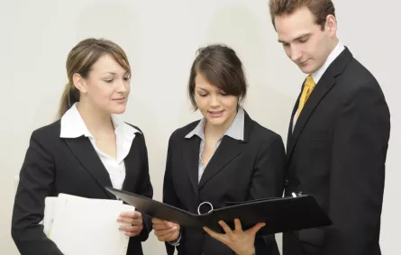 ما تحتاجين إلى معرفته عن التفويض