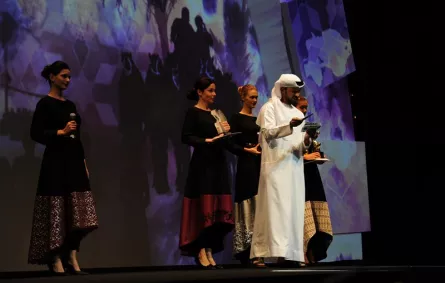 سماء دبي تتلألأ في حفل ختام مهرجان دبي السينمائي 2012