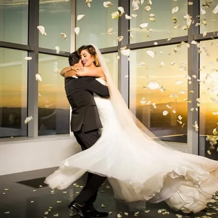 خططي بنفسك لزفاف فخم لا ينسى