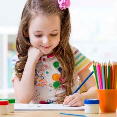 علمي طفلك الرسم من خلال الحروف الإنجليزية