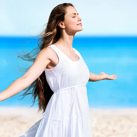 دعي اللَّوم وابدئي الحياة