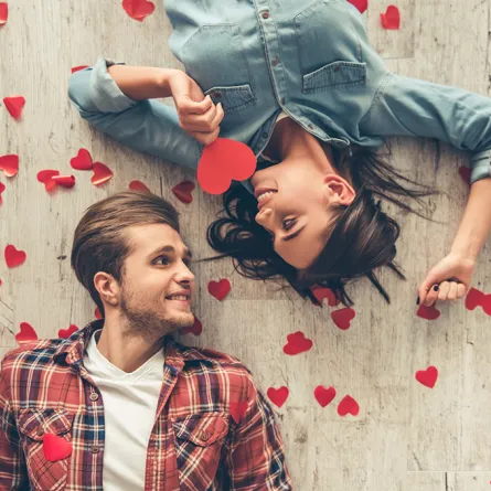 أبرز مظاهر يوم الحب