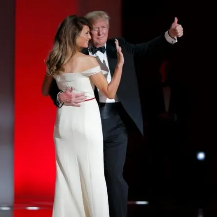 بالفيديو: الرقصة الأولى للرئيس دونالد ترامب والسيدة الأولى ميلانيا