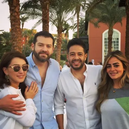 بالصور: هؤلاء النجوم شاركوا كندة علوش وعمرو يوسف أول يوم عسل