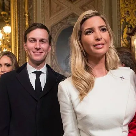 بالفيديو... حفيد دونالد ترامب يحبو لأول مرة في البيت الأبيض