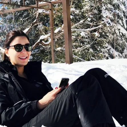 بالفيديو: سيرين عبد النور تكشف للمرّة الأولى عن وجه ابنتها تاليا