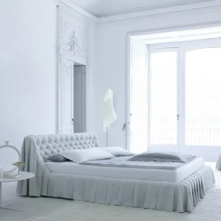 البساطة والألوان الحياديّة في موضة غرفة النوم الـ"مودرن"