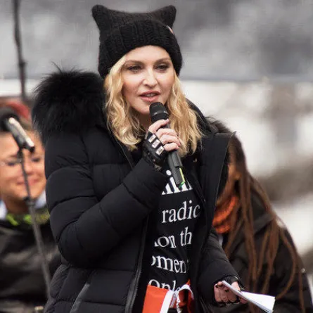 إذاعة راديو "تكساس" تمنع بث أغاني مادونا