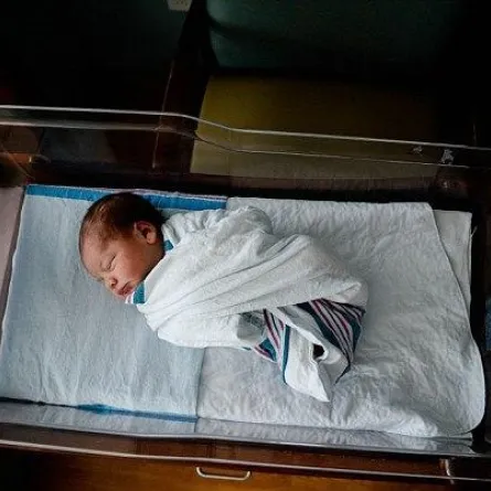 صورت بنفسها لحظات إنجابها