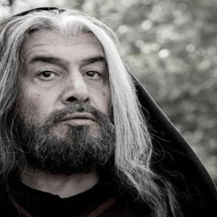 ماذا يفعل كل هؤلاء النجوم السوريون في رومانيا ؟