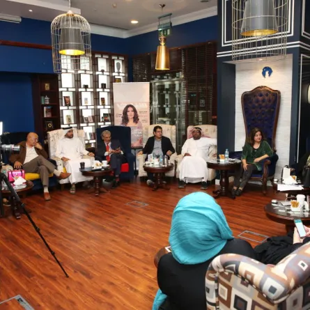 بالفيديو: ندوة "سيدتي".. تعريب وتغريب في "السوشال ميديا"