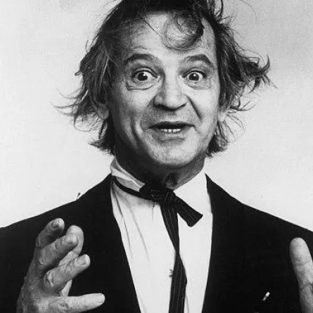 وفاة نجم الكوميديا الشهير إيروين كوري