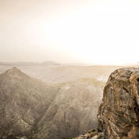 بالفيديو: "أنانتارا الجبل الأخضر" واحة للاسترخاء والدلال