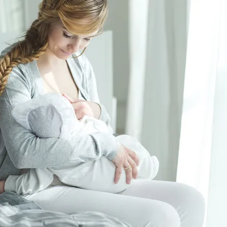 اطعمة تجنبي تناولها خلال مرحلة الرضاعة