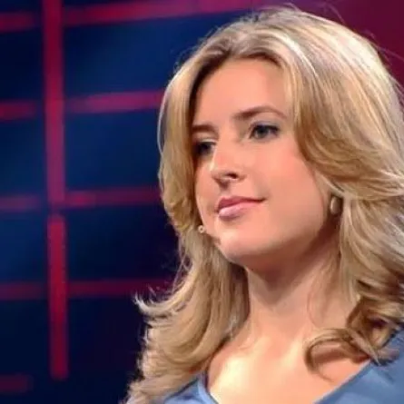 بالفيديو ...جينيفر غراوت في أغنية لمدح "خير البرية"