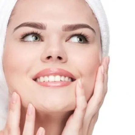 السكر الأبيض عدو بشرتك