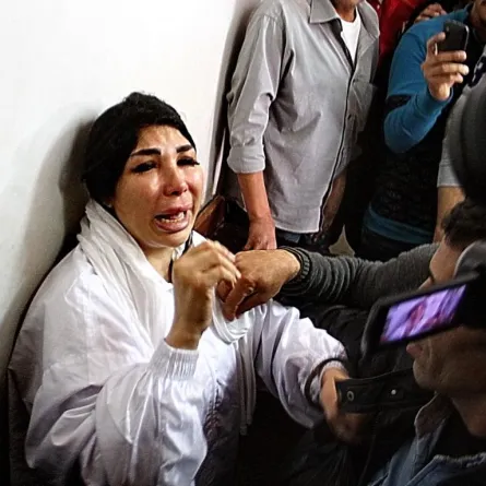 هددت بالانتحار: حبس الفنانة غادة إبراهيم بتهمة "تسهيل الدعارة"