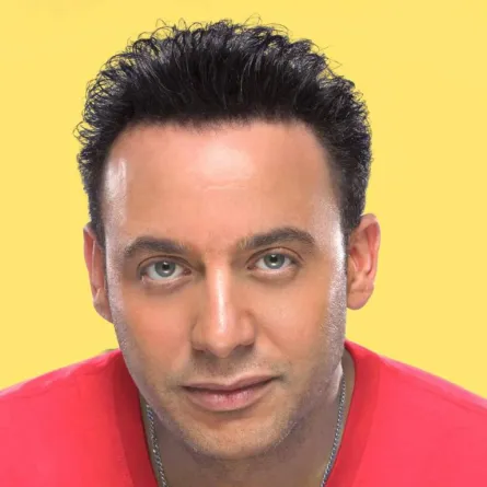 بالفيديو: هل تورّط الفنان مصطفى قمر بجريمة قتل؟