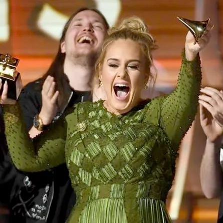 أديل تحصد أهم الجوائز في حفل "غرامي" 2017