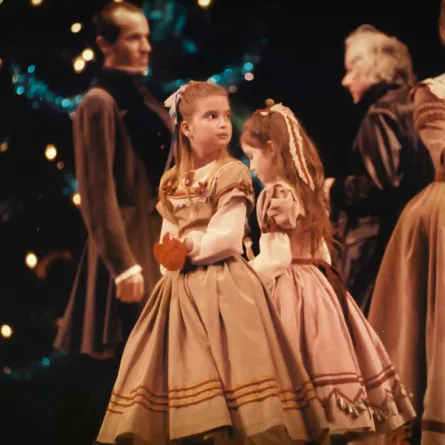 كيف عاشت إيفانكا ترامب طفولتها؟