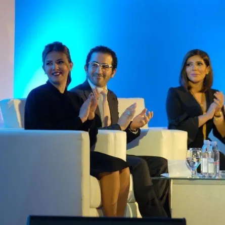 بالصور: منى وحلمي ودنيا يتعلمون من ابنائهم في حفل تنصيبهم سفراء لليونيسيف