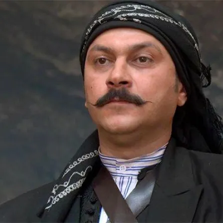 حصرياً: هذه حقيقة عودة وائل شرف بشخصية العكيد معتز إلى "باب الحارة"