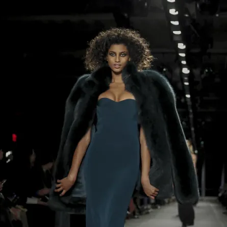 أسبوع نيويورك في يومه السابع: الفخامة تسيطر على عروض!