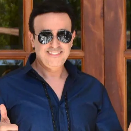 بالفيديو: صابر الرباعي ينفي شائعة إلقاء القبض عليه في لندن بتهمة حيازته للكوكايين