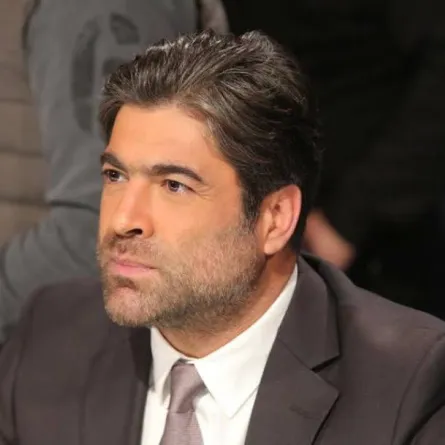 بالفيديو: وائل كفوري يغني لزوجته "بحبك أنا كتير"