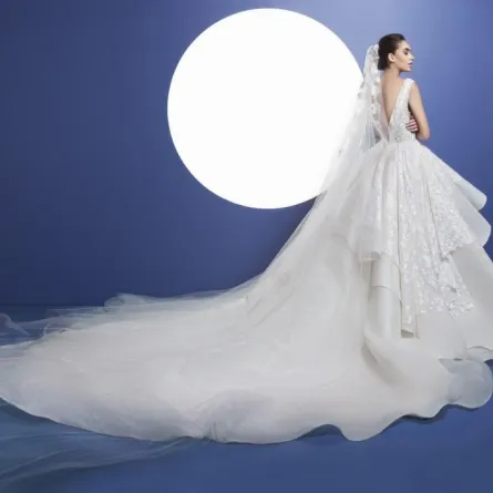 مجموعة EsposaCouture الخاصة بالأعراس لربيع وصيف 2017