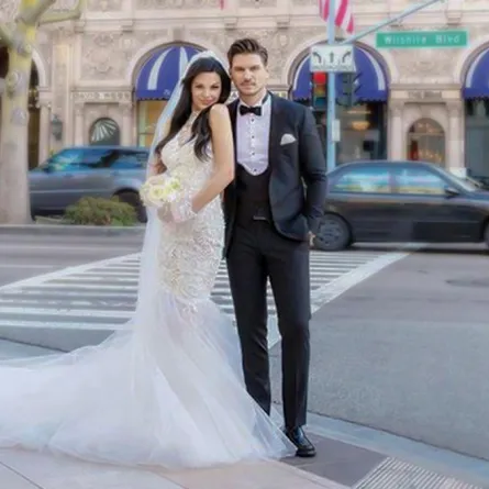 كم كلف حفل زفاف تولغاهان سايشمان وألميدا أباظي في لوس أنجلوس؟