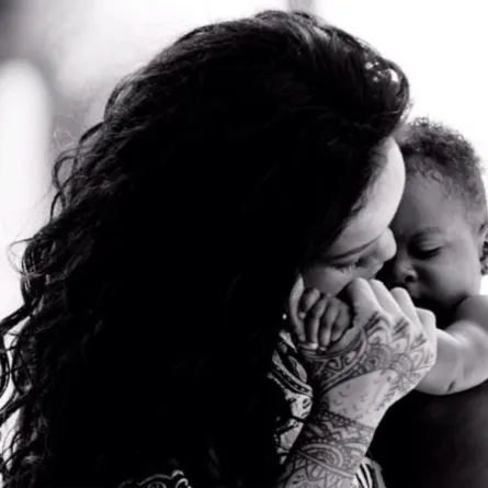 ماجستي تُظهر جانب ريهانا الآخر