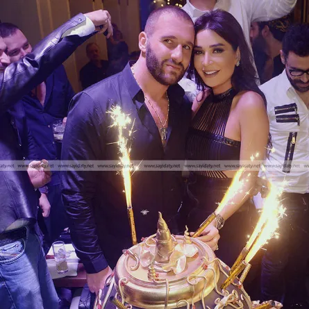 بالفيديو:كيف احتفلت سيرين عبد النور بعيد ميلادها؟