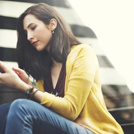 رسائل موبايل تجنبي إرسالها لزوجك