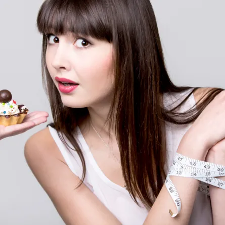 حيل مُجرّبة لمقاومة إغراء الطعام