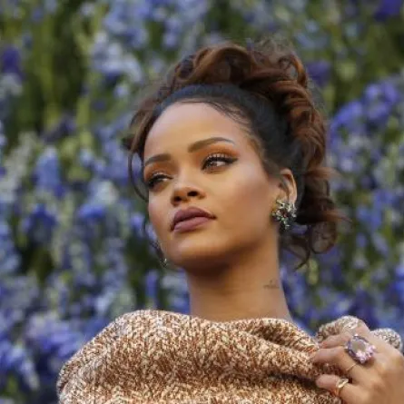 ريهانا شخصية العام في المجال الإنساني حسب جامعة هارفارد