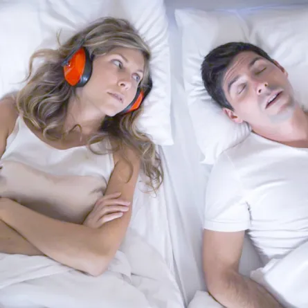 "الشريك الصامت" يُسكت شخير الزوجة